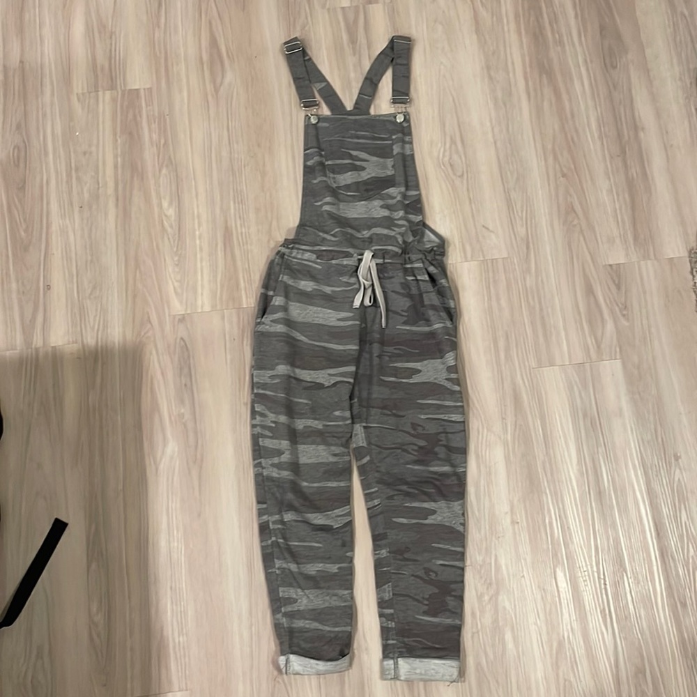 Overalls size S